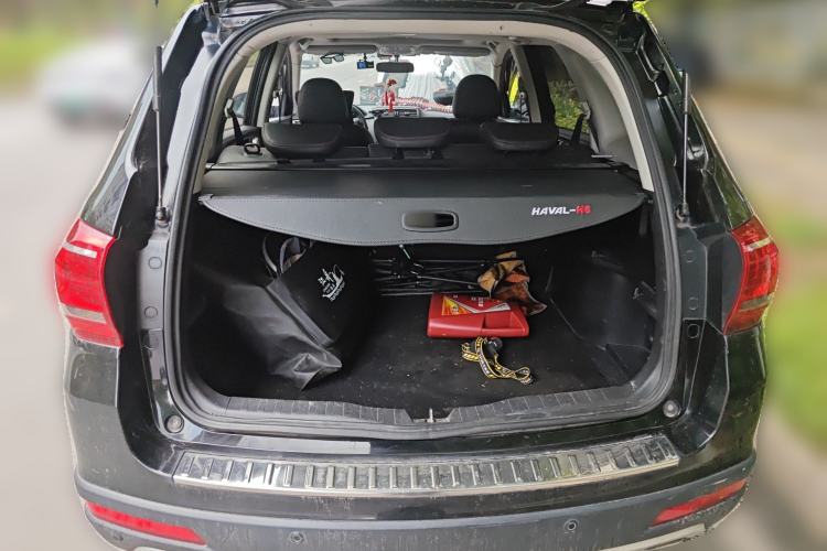 Used Haval H6 2014 Sport Version 1.5T Manual Two-Wheel Drive Elite Edition Trunk