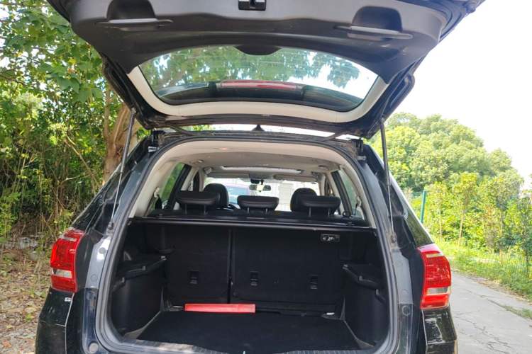 Used Haval H6 2014 Sport Edition 2.4L Automatic Elite Model Trunk