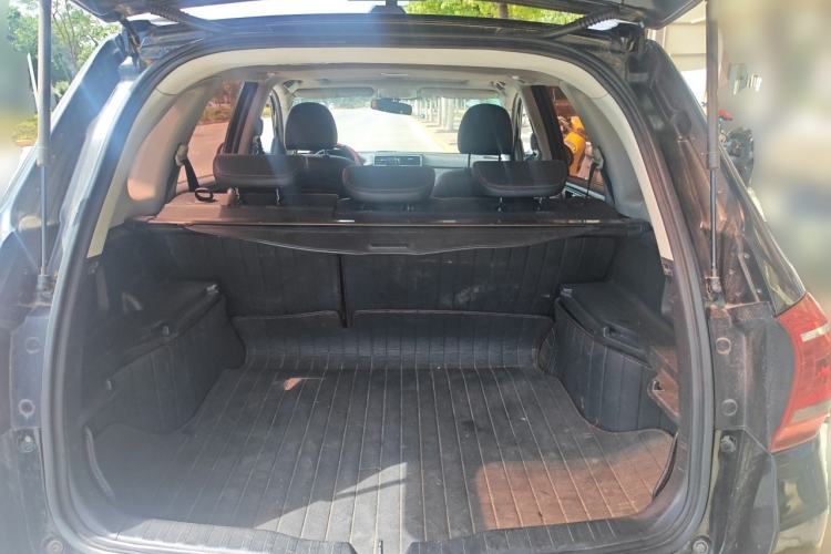 Used Haval H6 2014 Sport Version 1.5T Manual Two-Wheel Drive Elite Edition Trunk