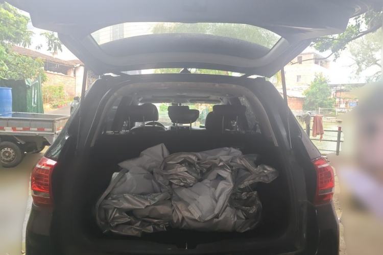 Used Haval H6 2014 Sport Version 1.5T Manual Two-Wheel Drive Elite Edition Trunk