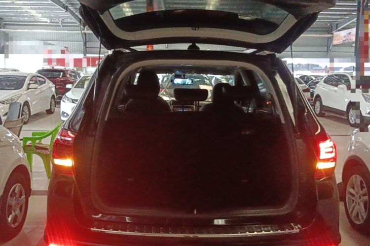 Used Haval H6 2014 Sport Version 1.5T Manual Two-Wheel Drive Elite Edition Trunk