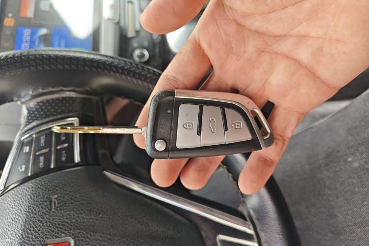 Used Haval H6 2014 Sports Edition 2.4L Automatic Prestige Model Vehicle Key