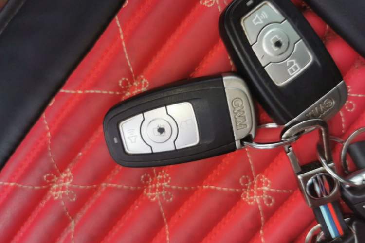 Used Haval H6 2014 Sport Edition 2.0T Diesel Manual Two-Wheel-Drive Elite Model Vehicle Key