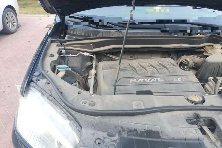 Used Haval H6 2014 Sport Version 1.5T Manual Two-Wheel Drive Elite Edition Engine Bay Right