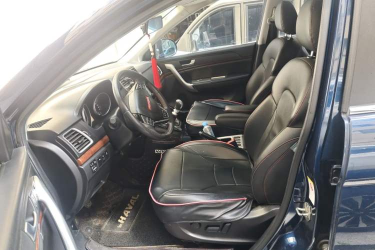 Used Haval H6 2014 Upgraded Model 1.5T Manual Two-Wheel Drive Elite Version Left Front Seat
