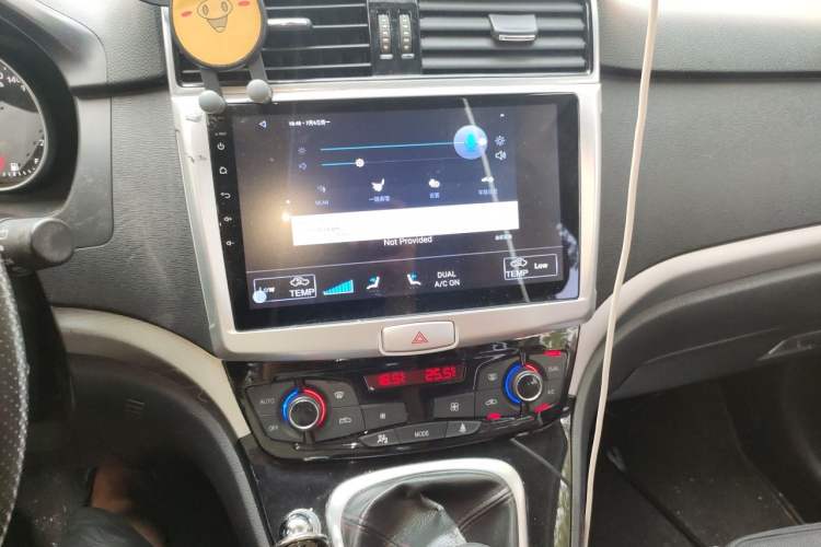 Used Haval H6 2014 Sport Version 1.5T Manual Two-Wheel Drive Elite Edition Audio And AC Panel