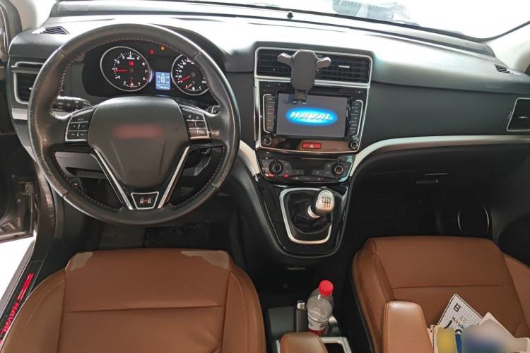 Used Haval H6 2014 Sport Version 1.5T Manual Two-Wheel Drive Elite Edition Center Console
