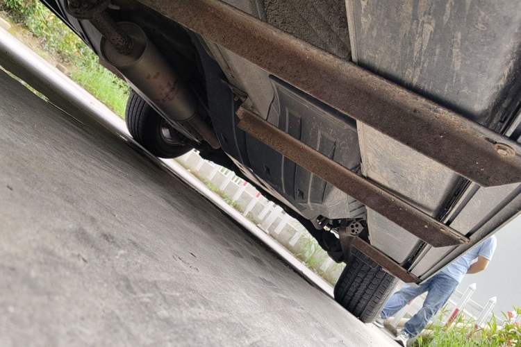 Used Haval H6 2014 Sport Version 1.5T Manual Two-Wheel Drive Elite Edition Chassis Front Left