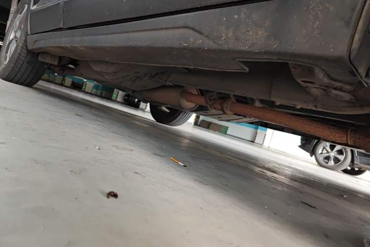 Used Haval H6 2014 Sport Version 1.5T Manual Two-Wheel Drive Elite Edition Chassis Front Right