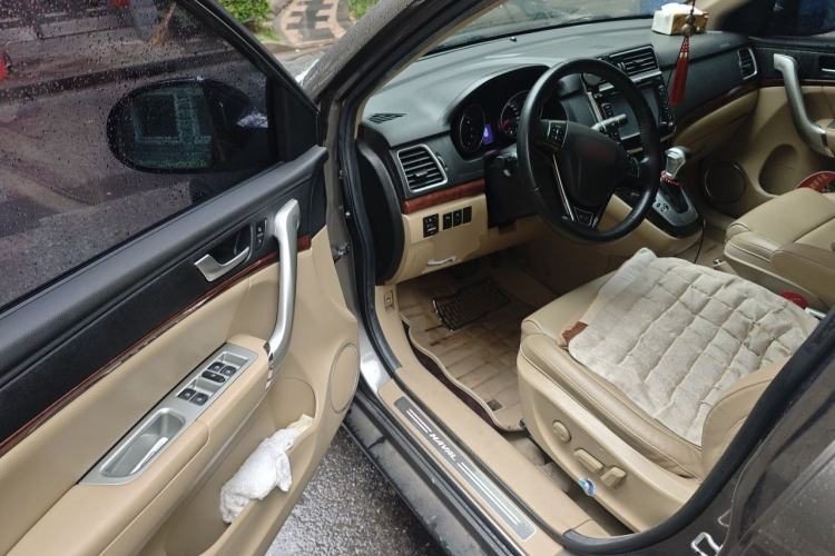 Used Haval H6 2014 Sports Edition 2.4L Automatic Prestige Model Driver Seat