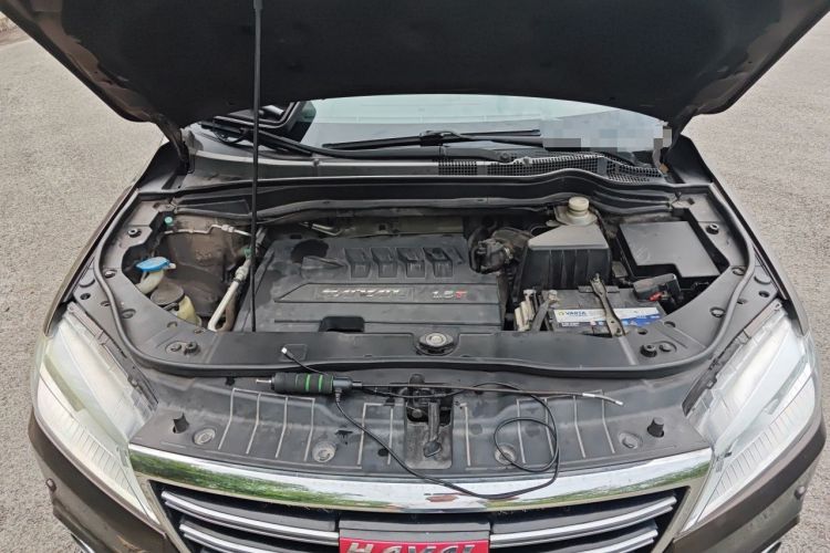 Used Haval H6 2014 Sport Version 1.5T Manual Two-Wheel Drive Elite Edition Engine Bay