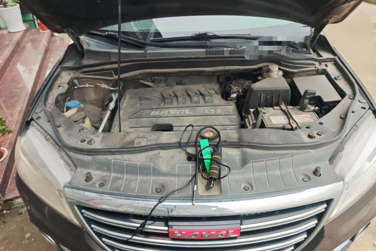 Used Haval H6 2014 Sport Version 1.5T Manual Two-Wheel Drive Elite Edition Engine Bay