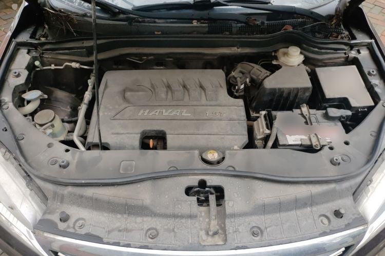 Used Haval H6 2014 Sport Version 1.5T Manual Two-Wheel Drive Elite Edition Engine Bay