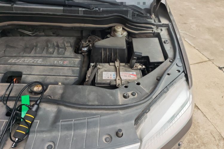 Used Haval H6 2014 Sport Version 1.5T Manual Two-Wheel Drive Elite Edition Engine Bay Left