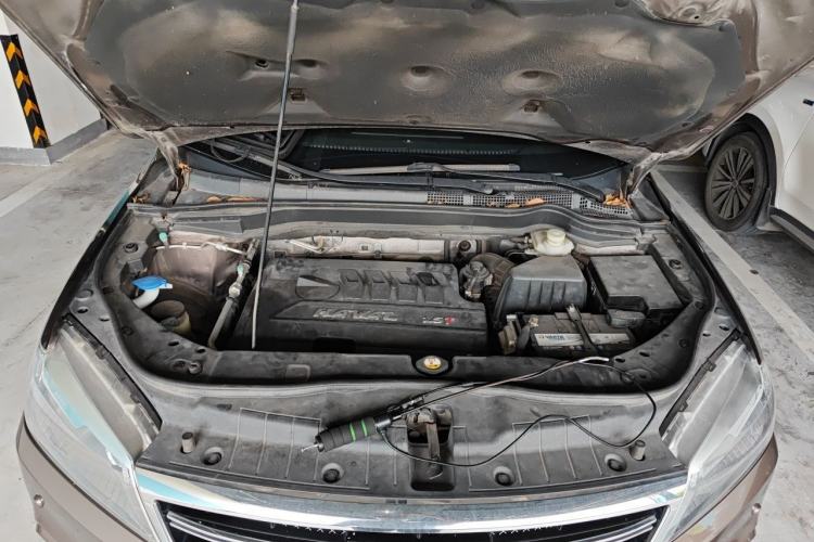 Used Haval H6 2014 Sport Version 1.5T Manual Two-Wheel Drive Elite Edition Engine Bay