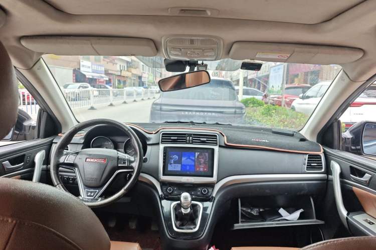 Used Haval H6 2014 Sport Version 1.5T Manual Two-Wheel Drive Elite Edition Headliner
