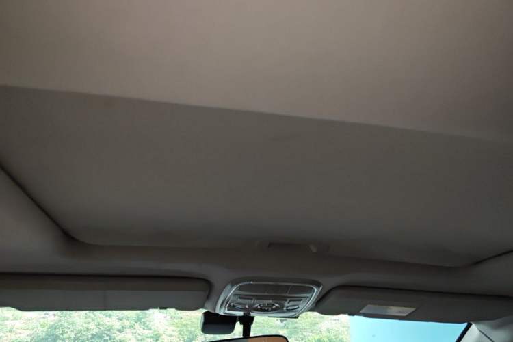 Used Haval H6 2014 Sport Version 1.5T Manual Two-Wheel Drive Elite Edition Headliner