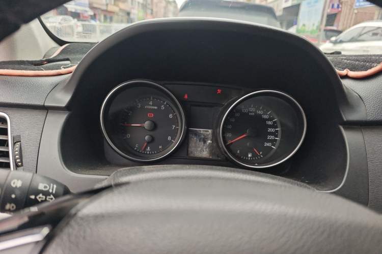Used Haval H6 2014 Sport Version 1.5T Manual Two-Wheel Drive Elite Edition Instrument Cluster