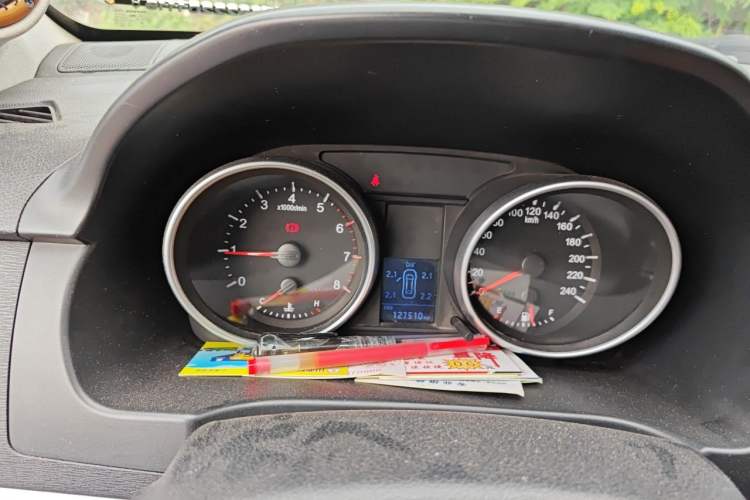 Used Haval H6 2014 Sport Version 1.5T Manual Two-Wheel Drive Elite Edition Instrument Cluster