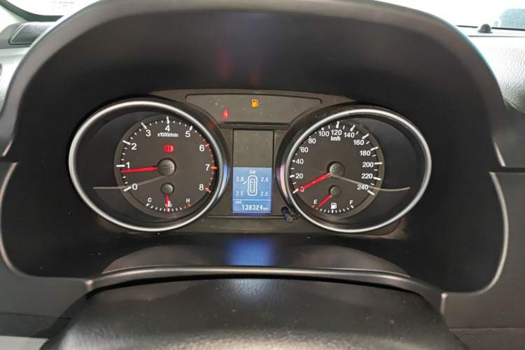 Used Haval H6 2014 Sport Version 1.5T Manual Two-Wheel Drive Elite Edition Instrument Cluster
