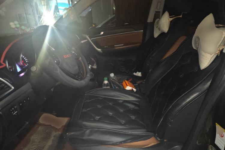 Used Haval H6 2014 Sport Version 1.5T Manual Two-Wheel Drive Elite Edition Left Front Seat