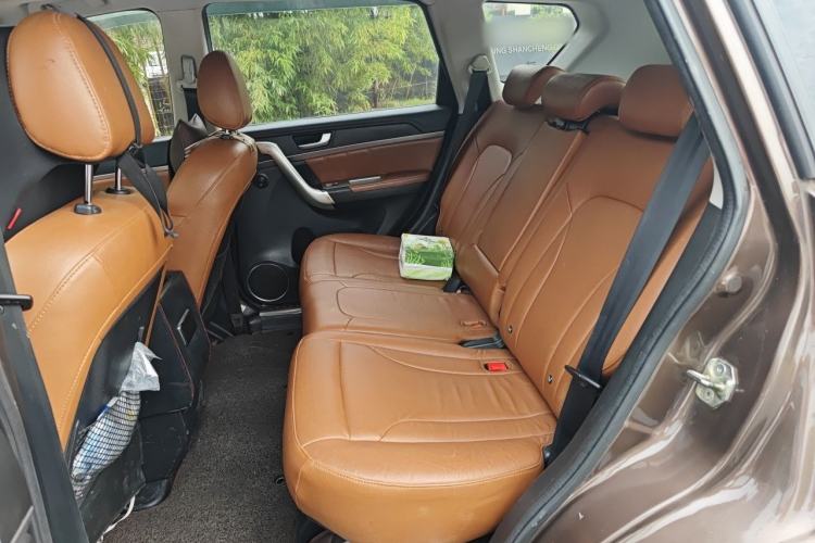 Used Haval H6 2014 Sport Version 1.5T Manual Two-Wheel Drive Elite Edition Left Rear Seat