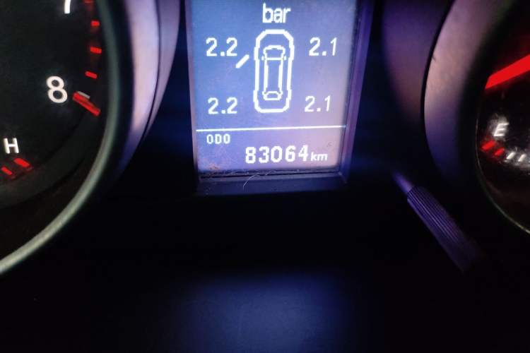 Used Haval H6 2014 Sport Version 1.5T Manual Two-Wheel Drive Elite Edition Odometer Close Up