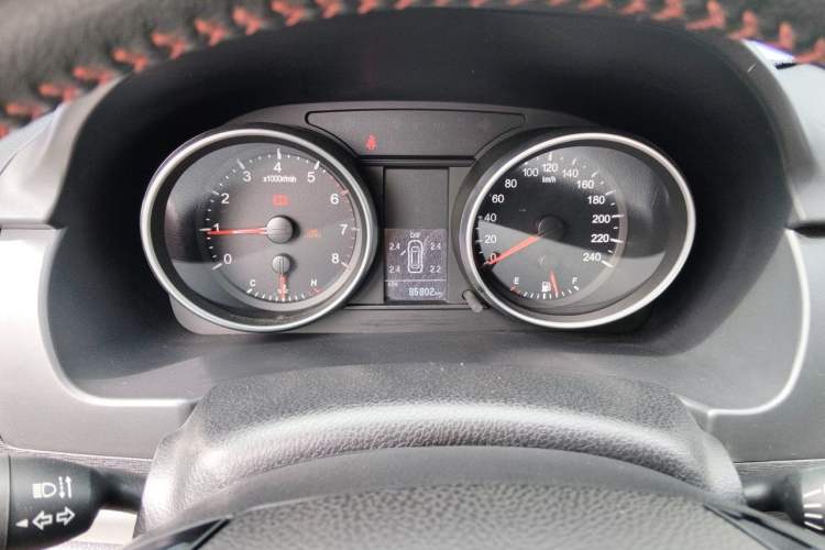 Used Haval H6 2014 Sport Version 1.5T Manual Two-Wheel Drive Elite Edition Odometer Close Up