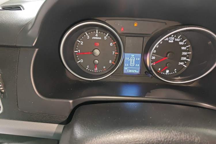 Used Haval H6 2014 Sport Version 1.5T Manual Two-Wheel Drive Elite Edition Odometer Close Up