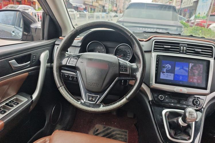 Used Haval H6 2014 Sport Version 1.5T Manual Two-Wheel Drive Elite Edition Steering Wheel