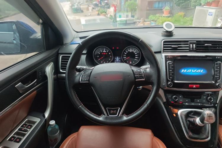 Used Haval H6 2014 Sport Version 1.5T Manual Two-Wheel Drive Elite Edition Steering Wheel