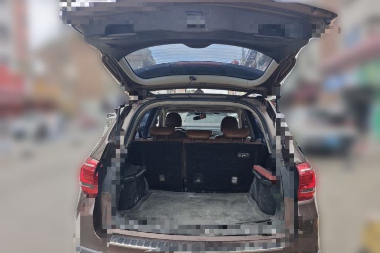 Used Haval H6 2014 Sport Version 1.5T Manual Two-Wheel Drive Elite Edition Trunk