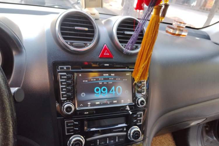 Used Haval H6 2014 Upgraded Model 1.5T Manual Two-Wheel Drive Elite Version Audio And AC Panel