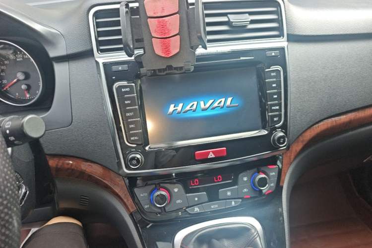 Used Haval H6 2014 Sport Version 1.5T Manual Two-Wheel Drive Elite Edition Audio And AC Panel