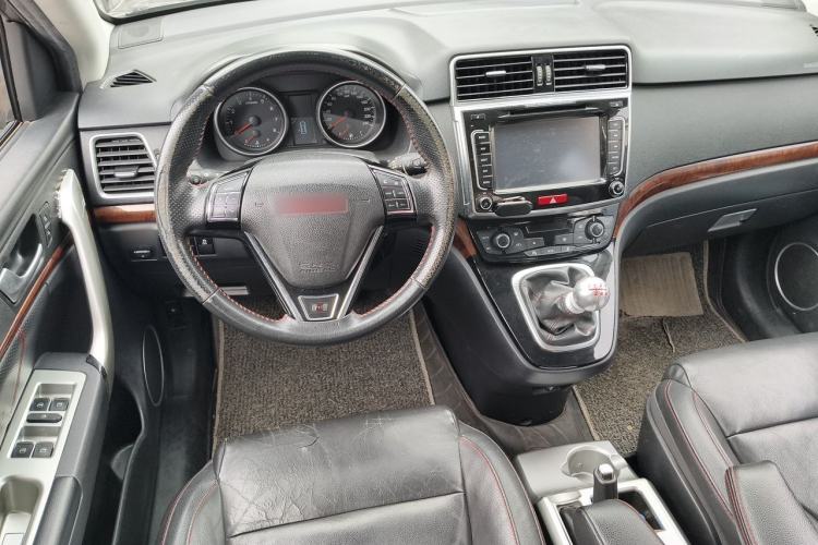 Used Haval H6 2014 Sport Version 1.5T Manual Two-Wheel Drive Elite Edition Center Console