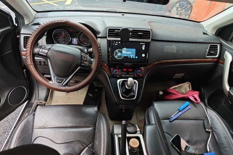 Used Haval H6 2014 Sport Version 1.5T Manual Two-Wheel Drive Elite Edition Center Console
