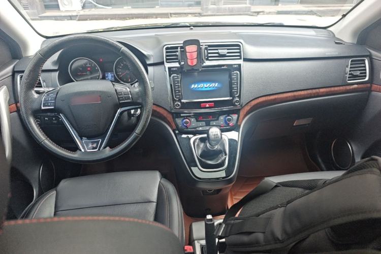 Used Haval H6 2014 Sport Version 1.5T Manual Two-Wheel Drive Elite Edition Center Console
