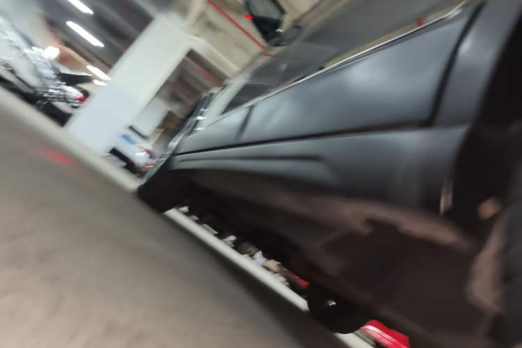 Used Haval H6 2014 Upgraded Model 1.5T Manual Two-Wheel Drive Elite Version Chassis Rear Left