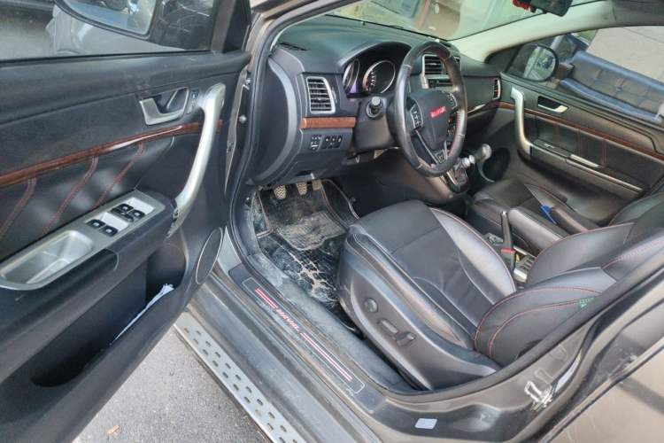 Used Haval H6 2014 Sport Version 1.5T Manual Two-Wheel Drive Elite Edition Driver Seat