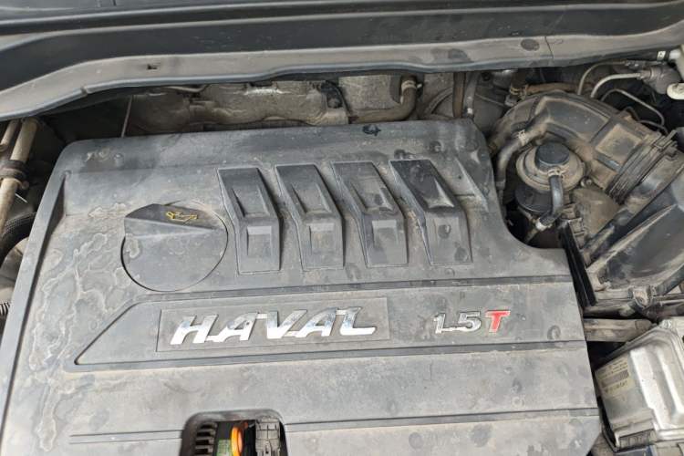 Used Haval H6 2014 Sport Edition 1.5T Manual 4x4 Elite Model Engine Bay