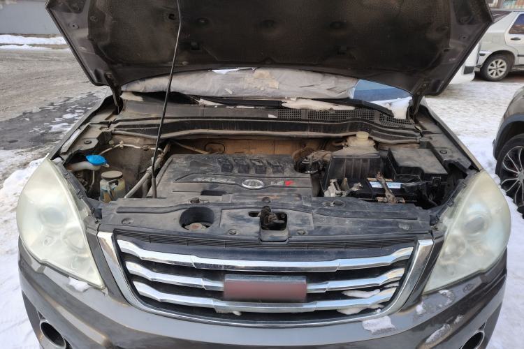 Used Haval H6 2014 Upgraded Model 1.5T Manual Two-Wheel Drive Elite Version Engine Bay