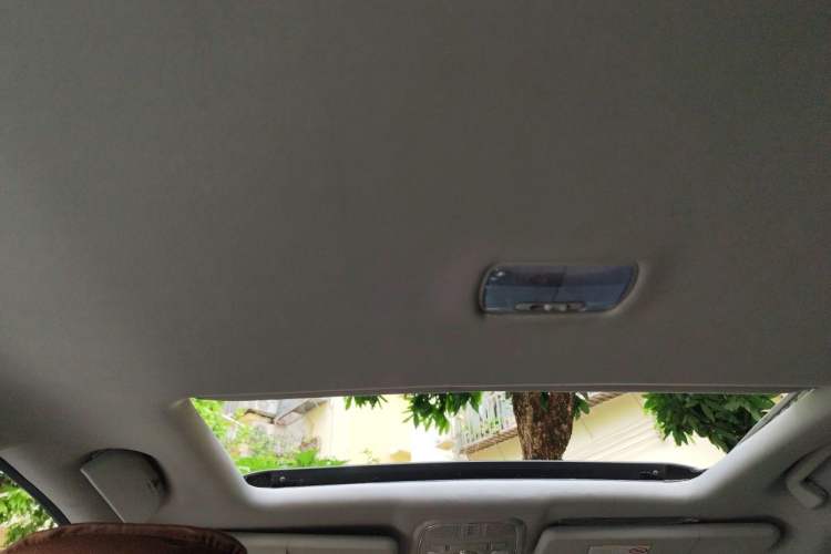 Used Haval H6 2014 Sport Version 1.5T Manual Two-Wheel Drive Elite Edition Headliner