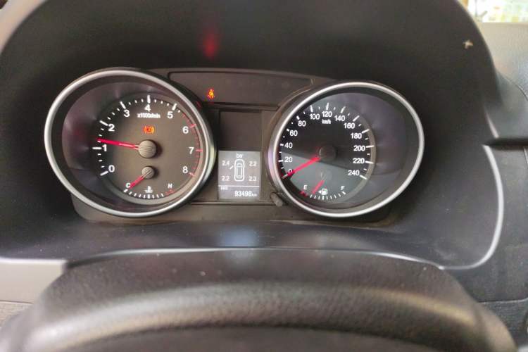 Used Haval H6 2014 Sport Version 1.5T Manual Two-Wheel Drive Elite Edition Instrument Cluster