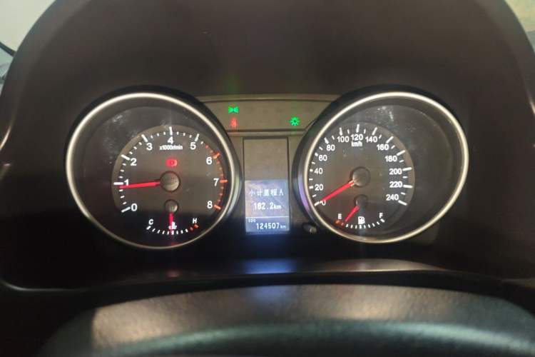 Used Haval H6 2014 Sport Version 1.5T Manual Two-Wheel Drive Elite Edition Instrument Cluster