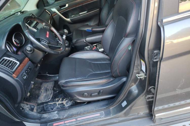 Used Haval H6 2014 Sport Version 1.5T Manual Two-Wheel Drive Elite Edition Left Front Seat