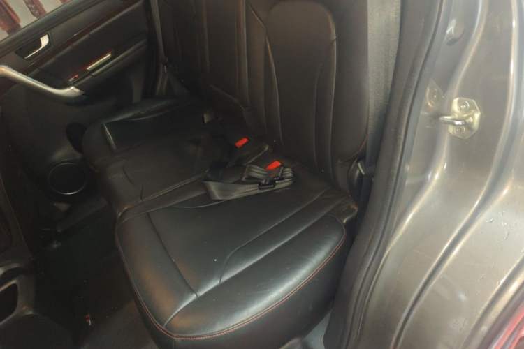 Used Haval H6 2014 Sport Version 1.5T Manual Two-Wheel Drive Elite Edition Left Rear Seat