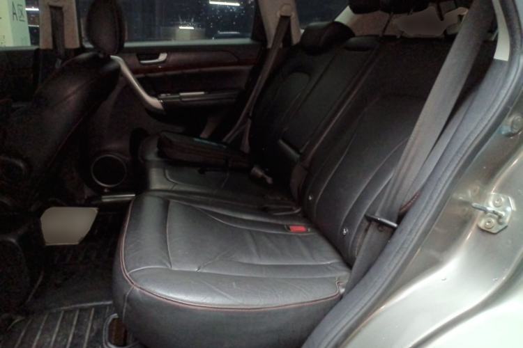 Used Haval H6 2014 Upgraded Model 1.5T Manual Two-Wheel Drive Elite Version Left Rear Seat