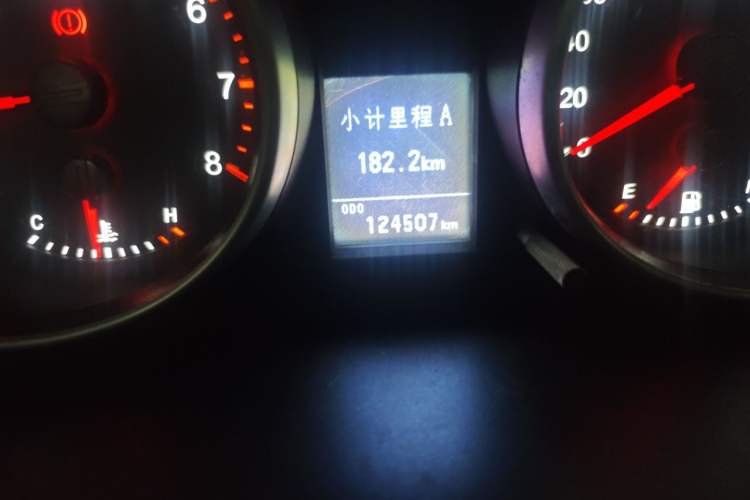 Used Haval H6 2014 Sport Version 1.5T Manual Two-Wheel Drive Elite Edition Odometer Close Up