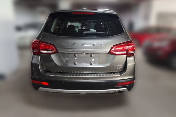 Used Haval H6 2014 Upgraded Model 1.5T Manual Two-Wheel Drive Elite Version Rear