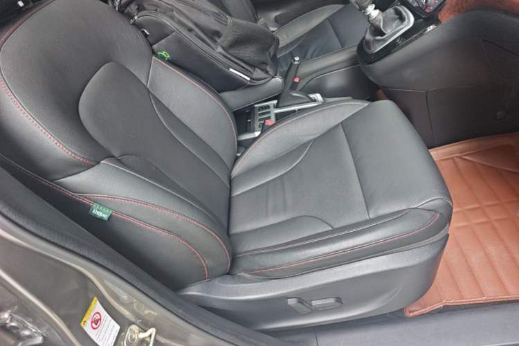 Used Haval H6 2014 Sport Version 1.5T Manual Two-Wheel Drive Elite Edition Right Front Seat